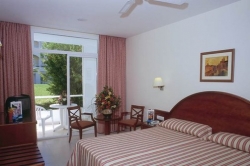���� ����� Luca Costa Lago 4*