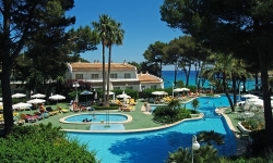 ���� ����� Pinos Park 4*