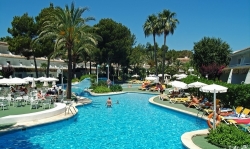 ���� ����� Pinos Park 4*