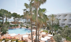 ���� ����� Playa de Muro 4*