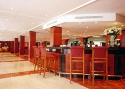 ���� ����� Tryp Bosque 3*