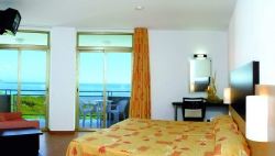���� ����� Blaumar Costa Brava 4*