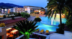 ���� ����� Guitar Central Park Gold Resort & SPA 4*