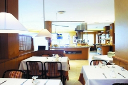 ���� ����� Novopark/Parkhotel 3*