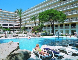 ���� ����� Oasis Park Lloret 4*