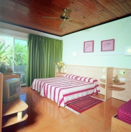 ���� ����� Xaine Park 3*