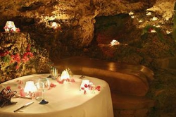 ���� ����� The Caves 5*