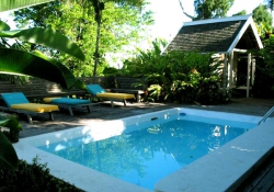 ���� ����� Strawberry Hill 4*