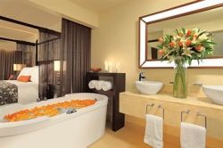   Secrets Resort and Spa Wild Orchid 5*