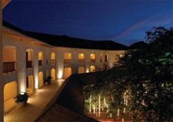 ���� ����� Diani Reef Beach Resort and Spa 5*