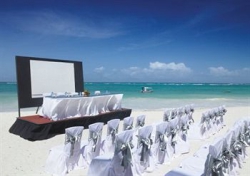   Diani Reef Beach Resort and Spa 5*