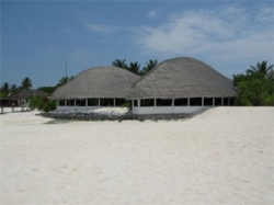 ���� ����� Angaga Island Resort & Spa 4*