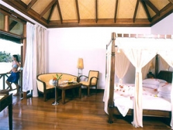 ���� ����� Vilu Reef Beach & Spa Resort  5*