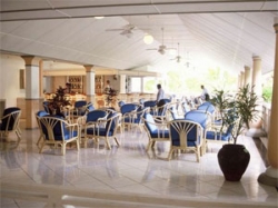 ���� ����� Equator Village  3*