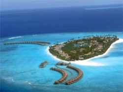 ���� ����� Iru Fushi  5*