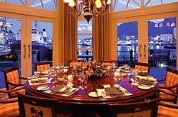 ���� ����� The Table Bay 5*
