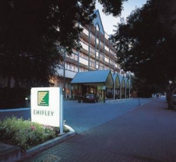 ���� ����� Chifley on South Terrace 4*