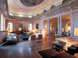 ���� ����� HOTEL MONACO and  GRAND CANAL 4*