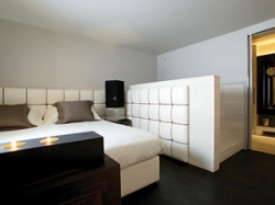 ���� ����� THE GRAY 5*