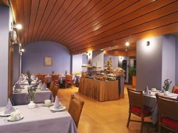 ���� ����� Mediolanum 4*