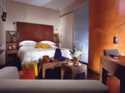 ���� ����� ART BY THE SPANISH STEPS 4*