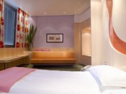 ���� ����� Albani 4*