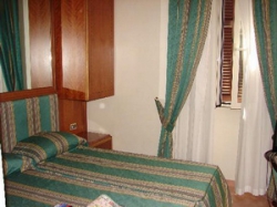 ���� ����� Archimede 4*