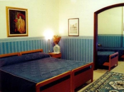 ���� ����� Archimede 4*