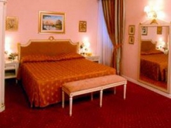 ���� ����� Daniel's 4*