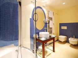 ���� ����� La Griffe 4*