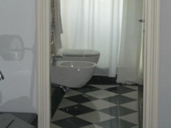 ���� ����� Leon's Place 4*