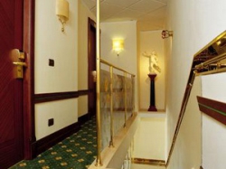 ���� ����� Oxford 4*
