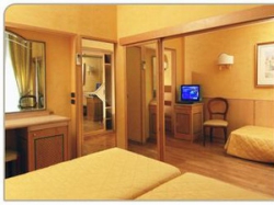 ���� ����� Oxford 4*