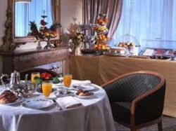 ���� ����� Rivoli 4*