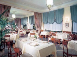 ���� ����� Starhotel Michelangelo 4*