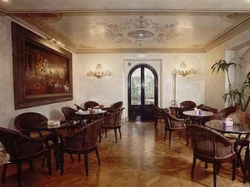 ���� ����� Aventino 3*