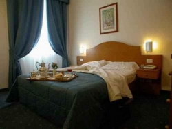 ���� ����� Isola Sacra 3*