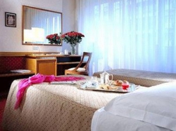 ���� ����� Piccadilly 3*