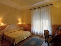 ���� ����� Trinita' Dei Monti 3*