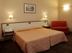 ���� ����� Tritone 3*