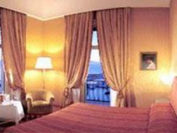 ���� ����� Grand Hotel Vesuvio 5*