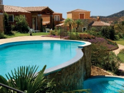 ���� ����� CHIA LAGUNA RESORT (DOMUS DE MARIA) 4*