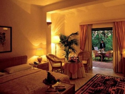 ���� ����� FORTE VILLAGE RESORT - LA PINETA 4*