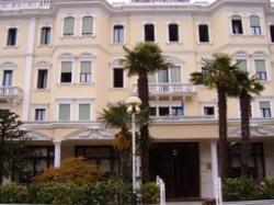 ���� ����� HOTEL TERME DUE TORRI 5*