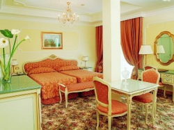 ���� ����� HOTEL TERME DUE TORRI 5*