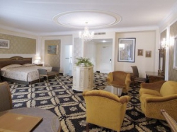 ���� ����� LA RESIDENCE and IDROKINESIS 4*