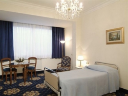 ���� ����� LA RESIDENCE and IDROKINESIS 4*