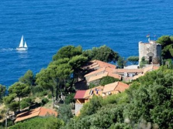 ���� ����� HOTEL TORRE DI CALA PICCOLA 4*