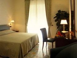 ���� ����� LLOYD`S BAIA HOTEL 4*