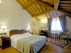 ���� ����� PALAZZO MANNAIONI (MONTAIONE - FLORENCE) 4*